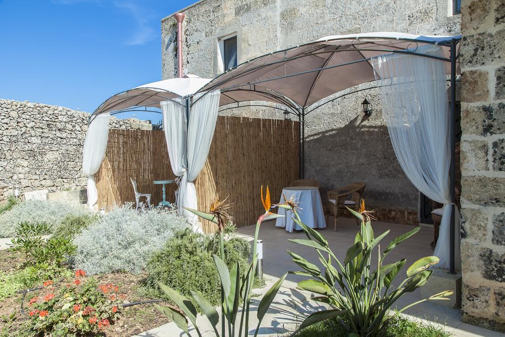 Masseria Palane Bed & Breakfast Patu Exterior photo